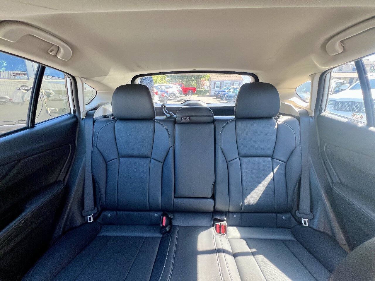Used 2017 Subaru Impreza 2.0i Limited AWD/4WD image 18