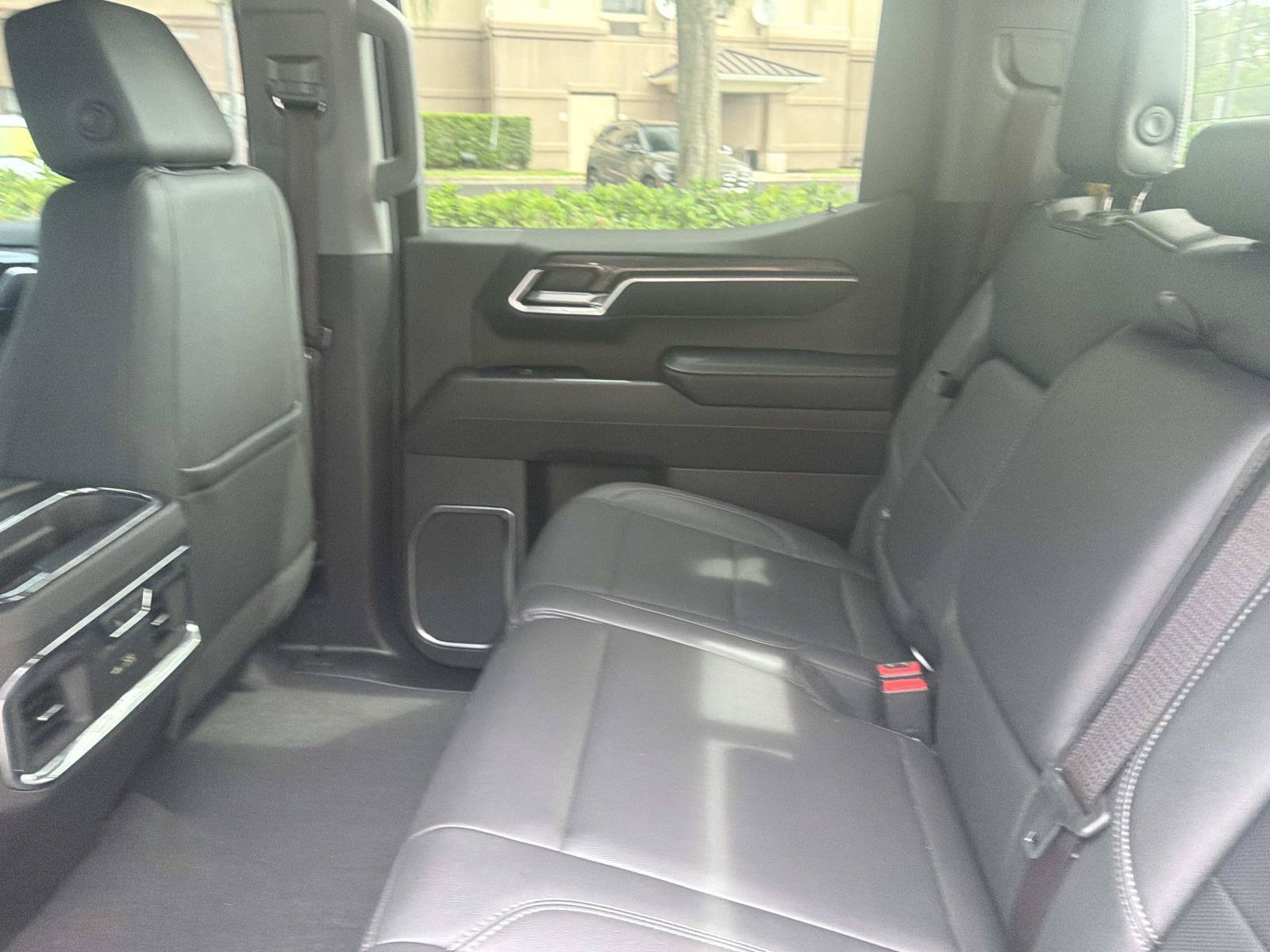 Used 2023 Chevrolet Silverado 1500 LTZ w/ LTZ Premium Package AWD/4WD image 14