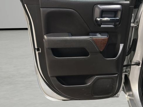 Used 2019 GMC Sierra 2500 SLE w/ Snow Plow Prep Package AWD/4WD image 15