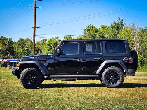 Used 2021 Jeep Wrangler Unlimited Sport AWD/4WD image 6