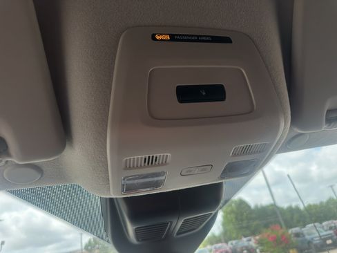 New 2025 Ford Transit 250 148 Medium Roof w/ Load Area Protection Package image 37