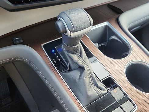 Used 2021 Toyota Sienna XLE image 20