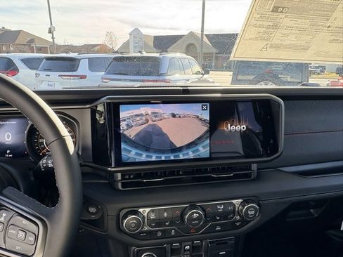 New 2026 Jeep Wrangler Unlimited Rubicon w/ Steel Bumper Group image 26