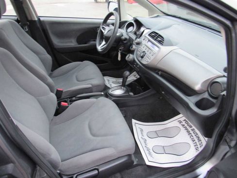 Used 2013 Honda Fit image 8