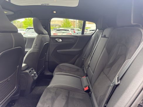 Used 2023 Volvo C40 P8 Recharge Ultimate w/ Protection Package Premier AWD/4WD image 10