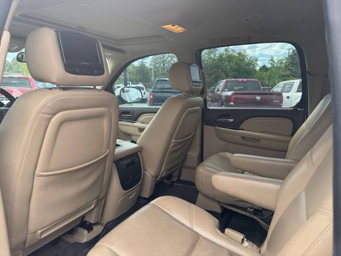 Used 2013 GMC Yukon XL Denali AWD/4WD image 13