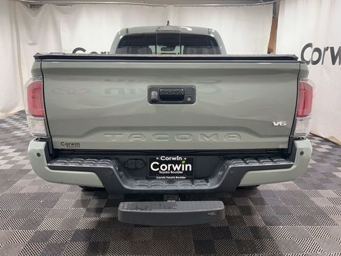 Used 2022 Toyota Tacoma TRD Off-Road image 6
