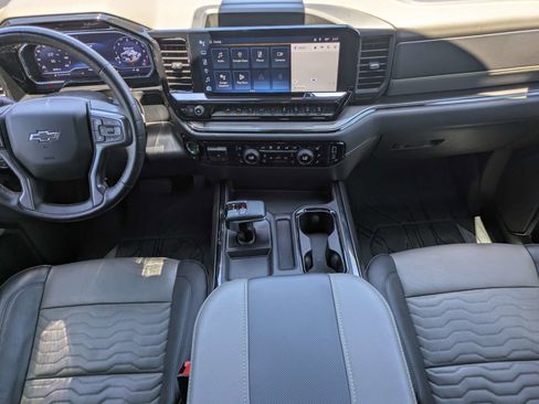 Used 2024 Chevrolet Silverado 1500 ZR2 w/ Technology Package AWD/4WD image 8