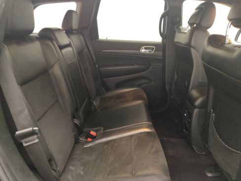 Used 2017 Jeep Grand Cherokee Altitude AWD/4WD image 19