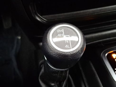 Used 2021 Jeep Gladiator Sport image 22