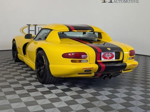 Used 2002 Dodge Viper RT/10 RWD image 4