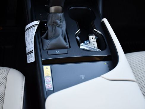 New 2025 Lexus ES 350 w/ Premium Package image 25