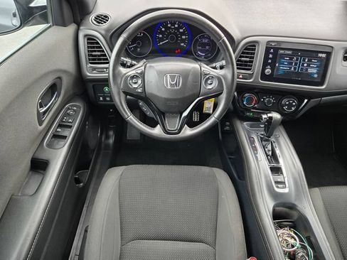 Used 2022 Honda HR-V Sport image 11