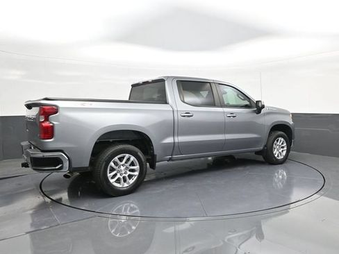 Used 2023 Chevrolet Silverado 1500 LT AWD/4WD image 15