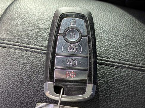 Used 2019 Ford Mustang GT image 26