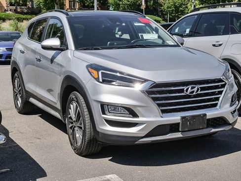 Used 2020 Hyundai Tucson Ultimate w/ Cargo Package FWD image 2