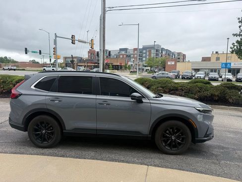 Used 2024 Honda CR-V Sport-L image 4