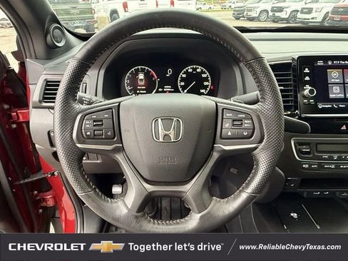 Used 2025 Honda Ridgeline TrailSport image 13
