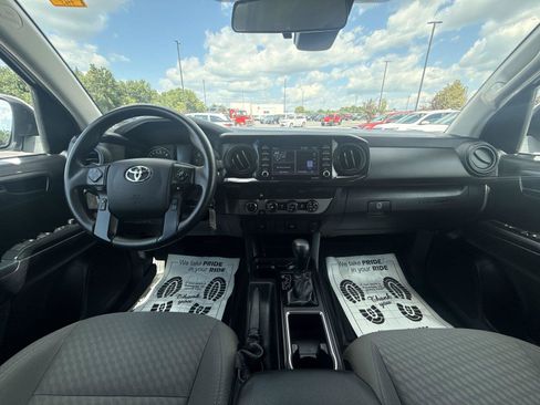 Used 2020 Toyota Tacoma SR AWD/4WD image 20