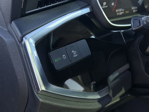 Used 2024 Audi Q3 2.0T Premium w/ Convenience Package image 25