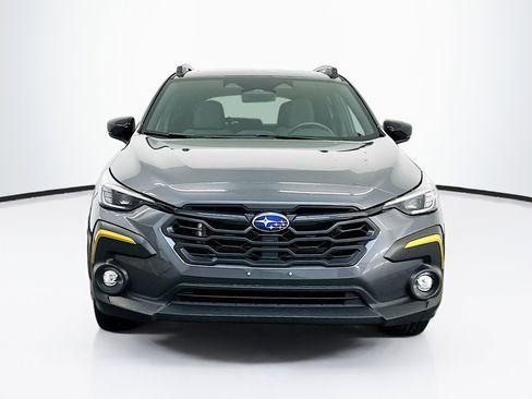 Used 2024 Subaru Crosstrek 2.5i Sport AWD/4WD image 2