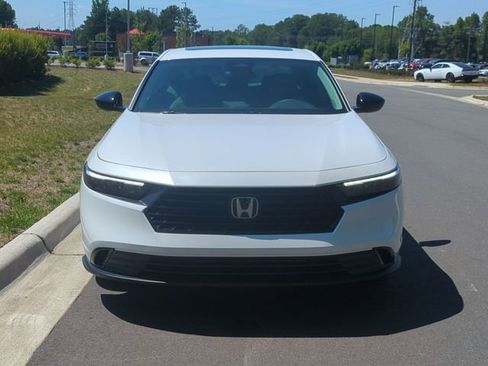 Used 2026 Honda Accord SE image 16