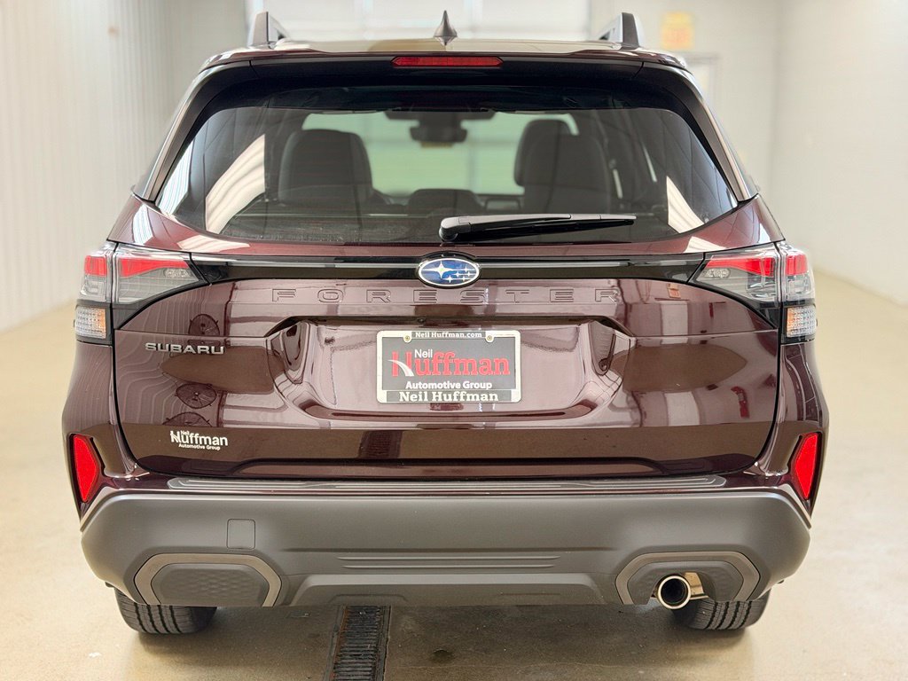 Used 2026 Subaru Forester Premium AWD/4WD image 6