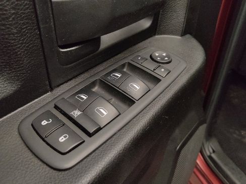 Used 2019 RAM 1500 Tradesman w/ Chrome Plus Package RWD image 27