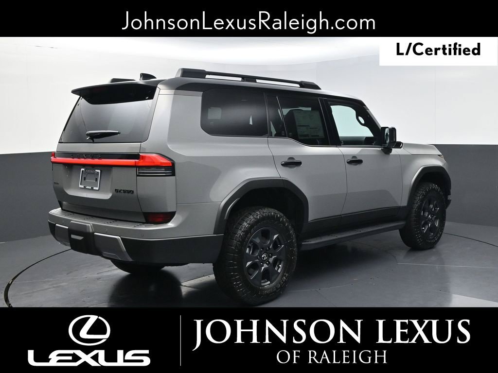Used 2025 Lexus GX 550 AWD/4WD image 9