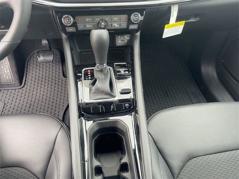 New 2026 Jeep Compass Latitude image 17