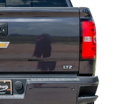 Used 2016 Chevrolet Silverado 2500 LTZ w/ Duramax Plus Package AWD/4WD image 52