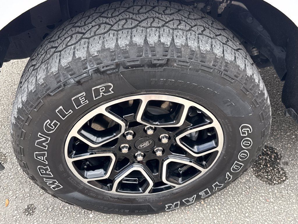Used 2021 Ford F150 Lariat AWD/4WD image 8