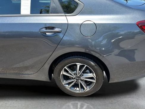 Used 2024 Kia Forte LXS FWD image 35