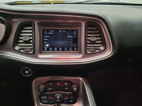 Used 2018 Dodge Challenger SXT image 25