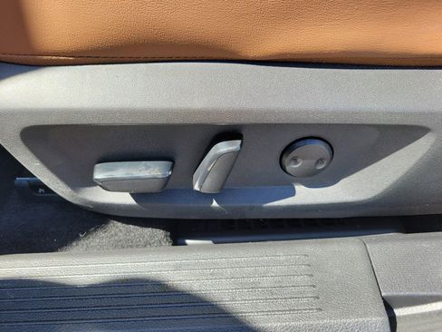 Used 2024 Nissan Rogue Platinum w/ Platinum Premium Package image 26