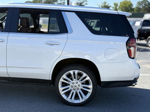 Used 2023 Chevrolet Tahoe High Country w/ Advanced Technology Package AWD/4WD image 6