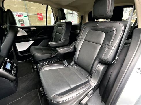 Used 2021 Lincoln Aviator Grand Touring w/ Equipment Group 302A image 20