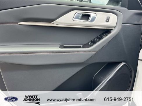 New 2026 Ford Explorer Active image 20