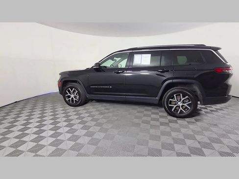 Used 2023 Jeep Grand Cherokee L Limited w/ Trailer Tow Group (B) AWD/4WD image 46