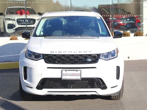 Used 2025 Land Rover Discovery Sport S image 8