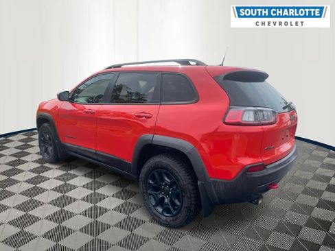 Used 2021 Jeep Cherokee Trailhawk AWD/4WD image 6