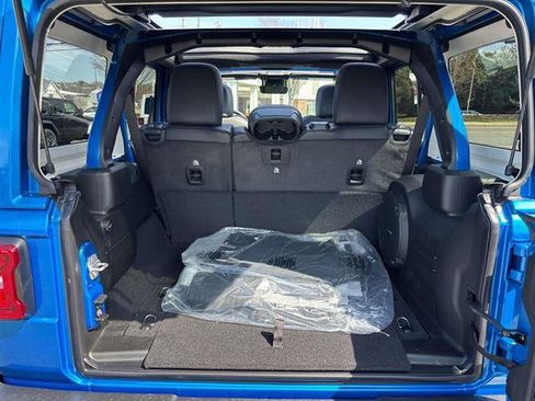 New 2025 Jeep Wrangler Unlimited Sahara w/ Technology Group image 4