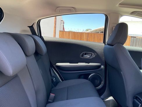 Used 2022 Honda HR-V EX image 22