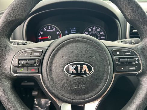 Used 2019 Kia Sportage LX w/ LX Popular Package image 22