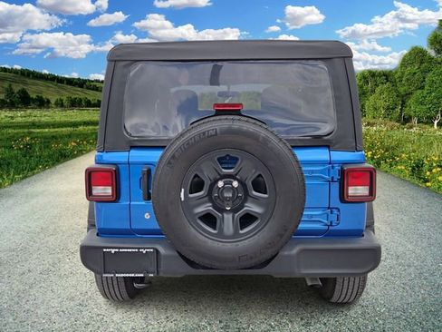 Certified 2023 Jeep Wrangler Sport AWD/4WD image 5