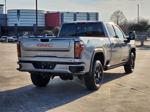 Used 2024 GMC Sierra 2500 AT4 w/ AT4 Premium Plus Package image 5