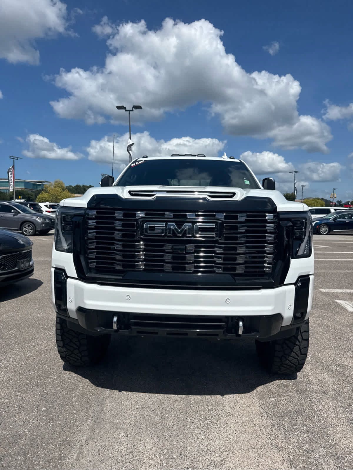 Used 2026 GMC Sierra 2500 Denali Ultimate w/ Max Trailering Package AWD/4WD image 2