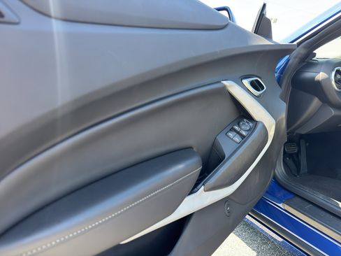 Used 2020 Chevrolet Camaro LT image 14