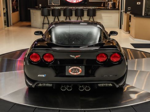 Used 2009 Chevrolet Corvette ZR1 w/ Preferred Equipment Group RWD image 15