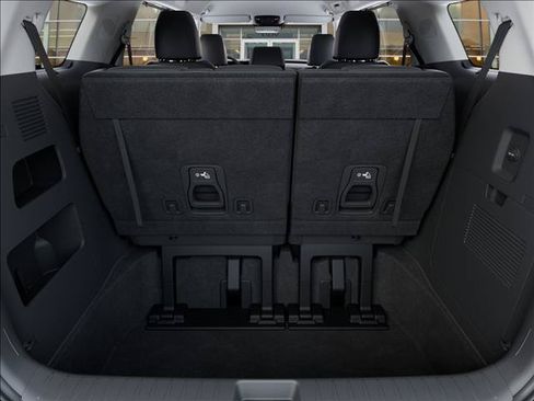 Used 2026 Kia Carnival EX FWD image 19